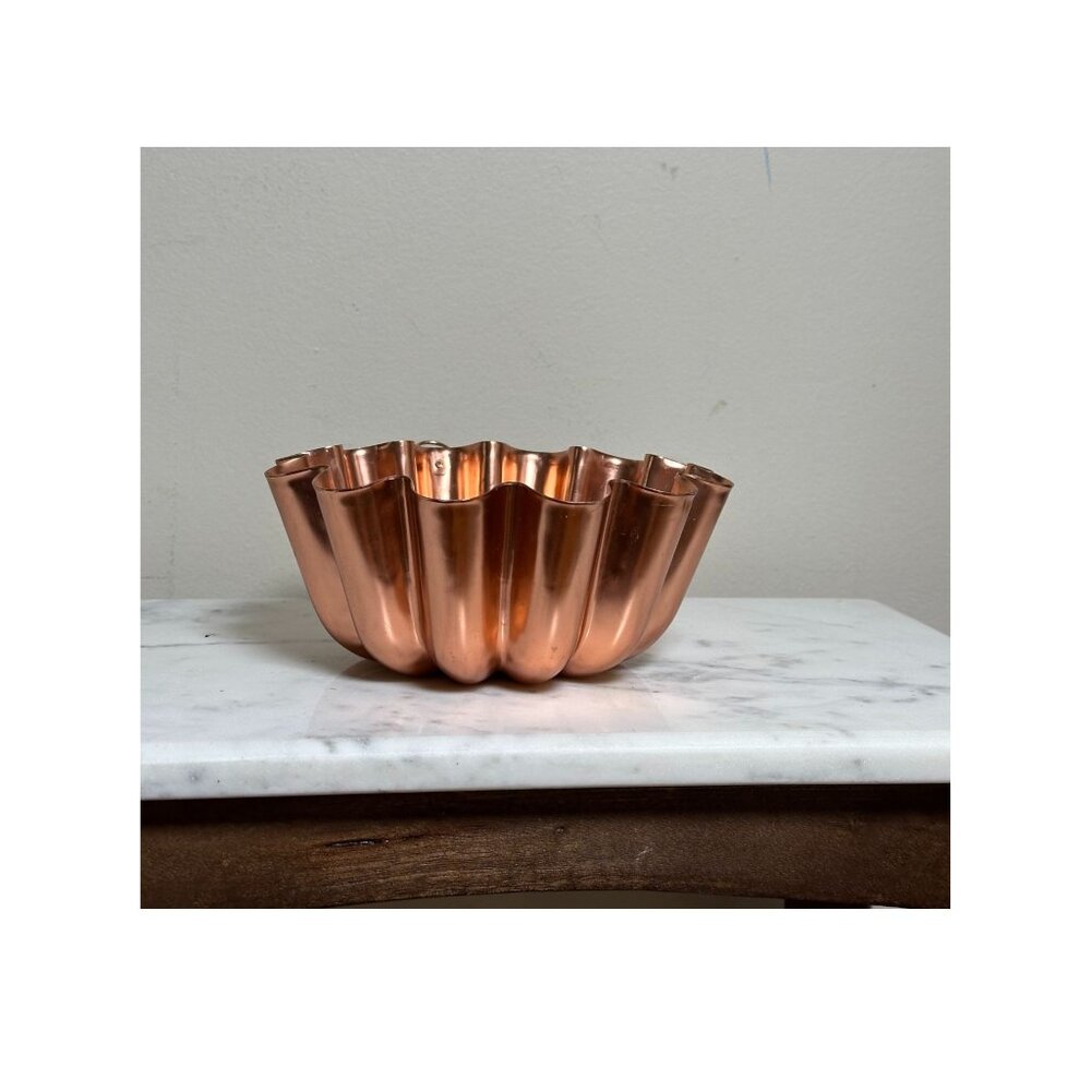 Vintage Copper Fluted 3.5 Cup Baking Mold Jelly Pudding Mold Wall Decor